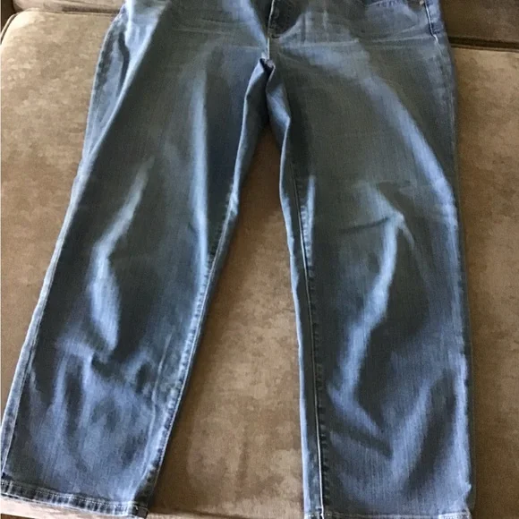 Chico Girlfriend Cropped Jeans size 2 - Picture 6 of 8